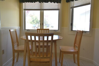 375 Winding Pond Rd, Londonderry, NH 03053 - photo 6