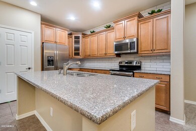 40907 N Linden St, San Tan Valley, AZ 85140 - photo 2