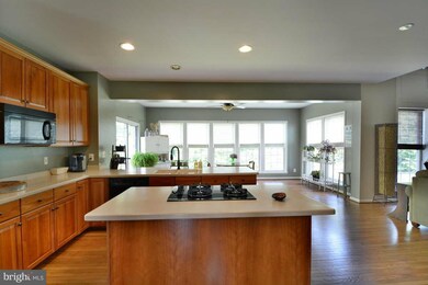 5945 Moonbeam Dr, Woodbridge, VA 22193 - photo 6