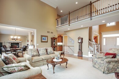 3702 Grand View Ct, Saint Charles, IL 60175 - photo 6