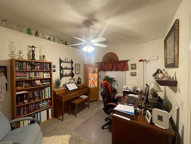Den/ Bedroom 2