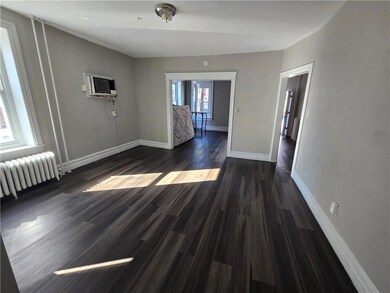 628 Oak St, Allentown, PA 18102 - photo 2