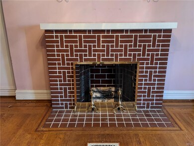 811 N 6th St, Allentown, PA 18102 - photo 3