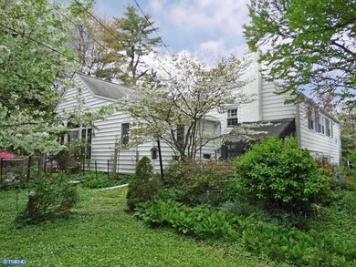 172 Walker Rd, Wayne, PA 19087 - photo 2