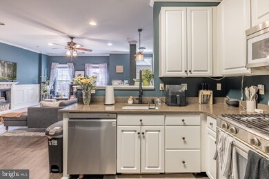 815 Oyster Ct, Odenton, MD 21113 - photo 4