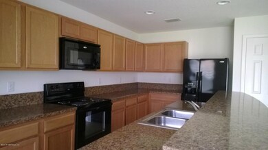 11680 Huckba Ct, Jacksonville, FL 32218 - photo 4