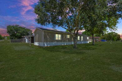 6029 Lynn Ln, Pearland, TX 77584 - photo 2