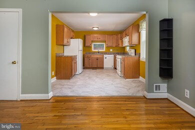 4211 Thorncliff Rd, Nottingham, MD 21236 - photo 7