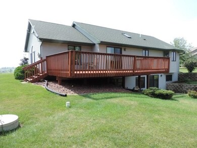 N2546 Southview Ct, Monroe, WI 53566 - photo 2