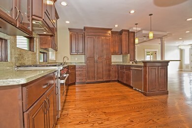 91 University Rd unit 2, Brookline, MA 02445 - photo 6