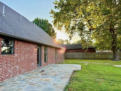 1533 Red Bud Ln, McAlester, OK 74501 - photo 3