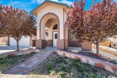 13780 Paseo Las Nubes Dr, El Paso, TX 79928 - photo 3
