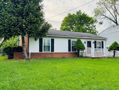 10073 Pippin Rd, Cincinnati, OH 45231 - photo 2