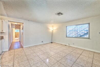 6992 Kepler Dr unit B, Las Vegas, NV 89156 - photo 5