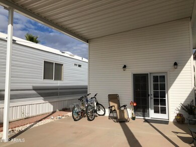WEST SIDE OF AZ ROOM