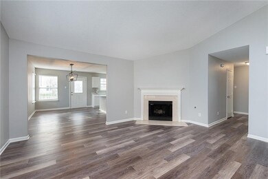 10154 Lothbury Cir, Fishers, IN 46037 - photo 7