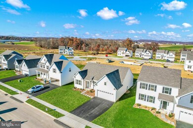 182 Petrelia Dr, Honey Brook, PA 19344 - photo 3