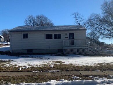 509 Evergreen St, Shenandoah, IA 51601 - photo 5