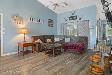 7-web-or-mls-M6409749