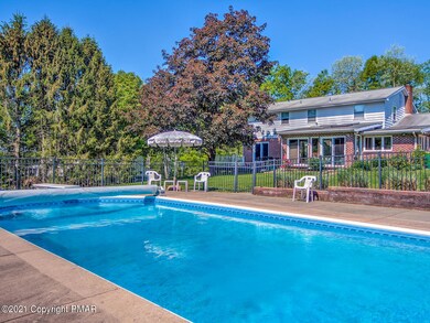 3264 Cranberry Heights Dr, East Stroudsburg, PA 18301 - photo 2