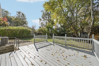 41-web-or-mls-Tami Pl-S0411-037