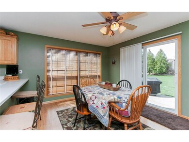 Kitchen Dining Area