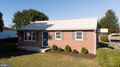 419 Twin Bridge Rd, Chambersburg, PA 17202 - photo 3