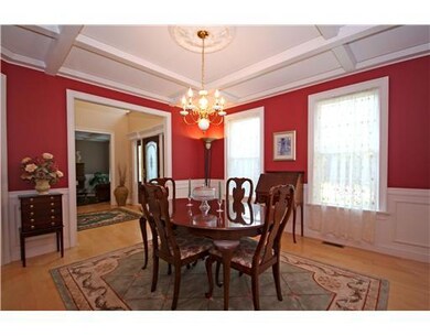 335 Mulberry Dr, Wakefield, RI 02879 - photo 4