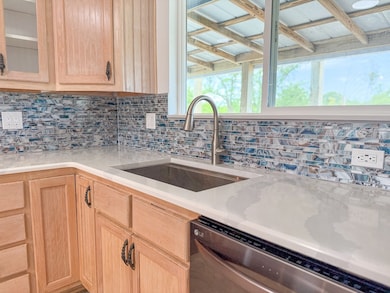 178 S Canal Dr, Port Saint Joe, FL 32456 - photo 4