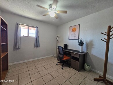 3910 Lincoln Ave unit 4, El Paso, TX 79930 - photo 2
