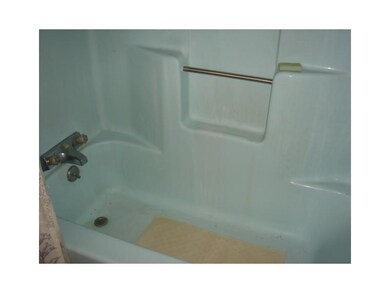 Master Bath/Spa.