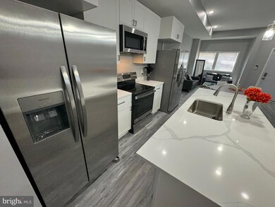 2565 Robb St, Baltimore, MD 21218 - photo 7