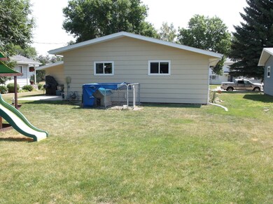 Back of Home<|><|>