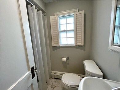 28 Whitwell Ave, Newport, RI 02840 - photo 7