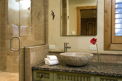 Guest Suite Bathroom