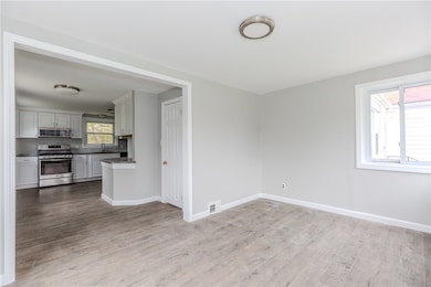 2400 Diamond Hill Rd, Cumberland, RI 02864 - photo 2