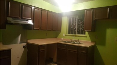 330 Lomaland Dr, El Paso, TX 79907 - photo 2