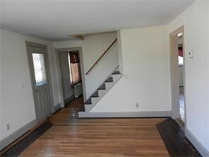 79 River St, Warwick, RI 02888 - photo 2