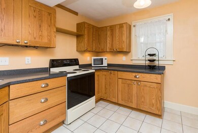 1147 39th St, Des Moines, IA 50311 - photo 6