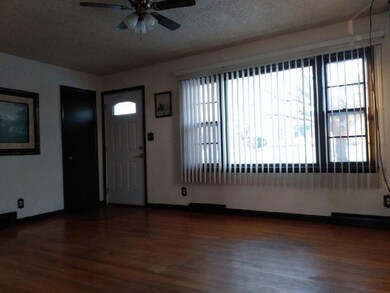 1290 Scott Ave, Waterloo, IA 50701 - photo 4