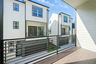 1913 Hoskins Dr unit H, Houston, TX 77080 - photo 6