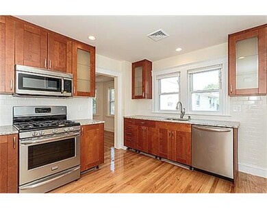 59 Sheridan Cir unit 1, Winchester, MA 01890 - photo 2