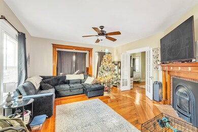 115 Selwyn St unit 1, Roslindale, MA 02131 - photo 2