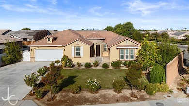 7303 Whiskey Creek Dr, Bakersfield, CA 93311 - photo 5