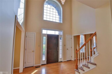 5250 Woodcock Cir, Coopersburg, PA 18036 - photo 2