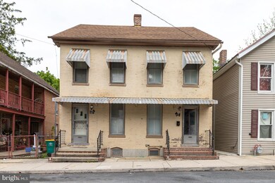 249 E Catherine St, Chambersburg, PA 17201 - photo 2