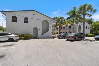 1350 NE 5th Terrace unit 9, Fort Lauderdale, FL 33304 - photo 5