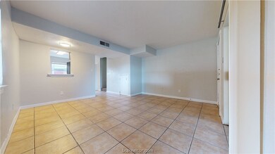 200 Lincoln Ave unit A, College Station, TX 77840 - photo 5