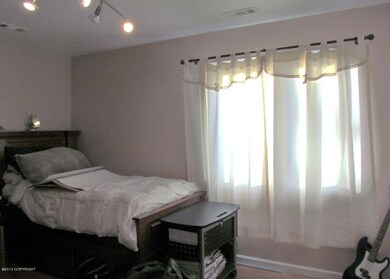 Bedroom 2........