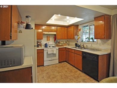 1780 Norwood St, Eugene, OR 97401 - photo 6